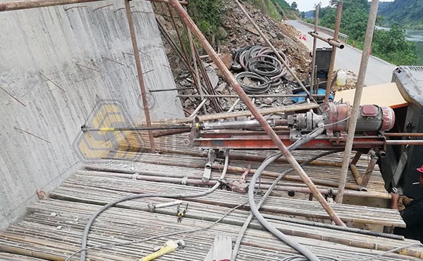 電動潛孔鉆機 電動潛孔鉆機