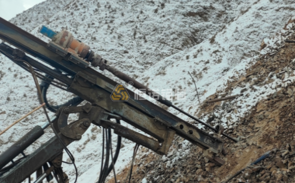 護(hù)坡錨桿一般打多深