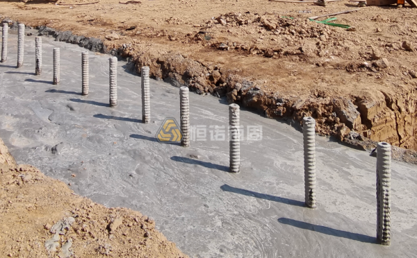 自鉆式錨桿微型樁在邊坡抗滑樁中的應用