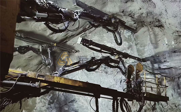 自鉆式中空錨桿加固機理-洛陽恒諾自鉆式錨固系統