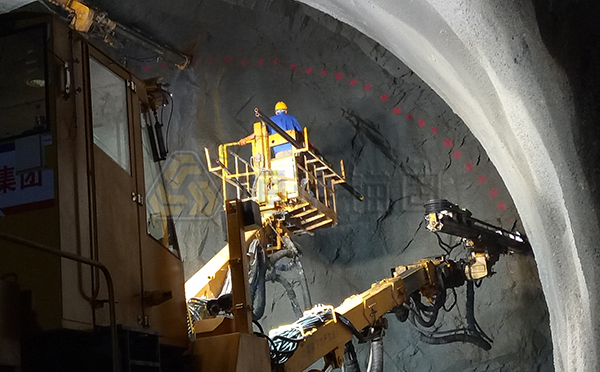 1661503112469988.jpg 隧道施工鉆機(jī).jpg